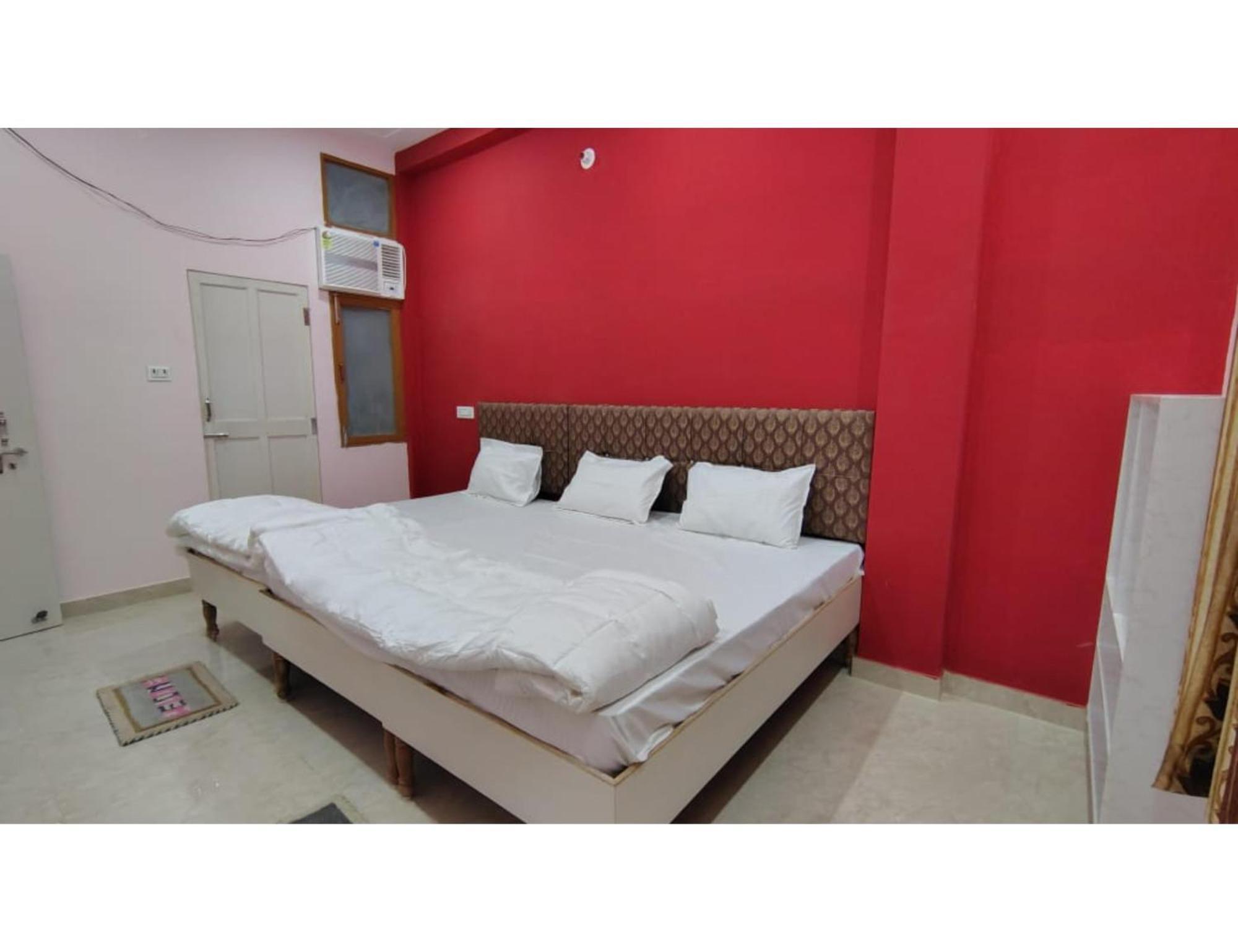 Guest house Shree Puram *